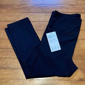 Athleta Ultimate Stash Pocket Capri NWT